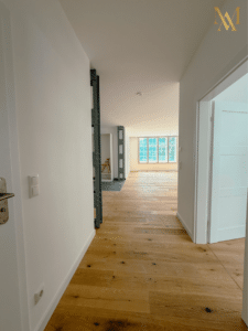 Heller Blick in den Wohnbereich