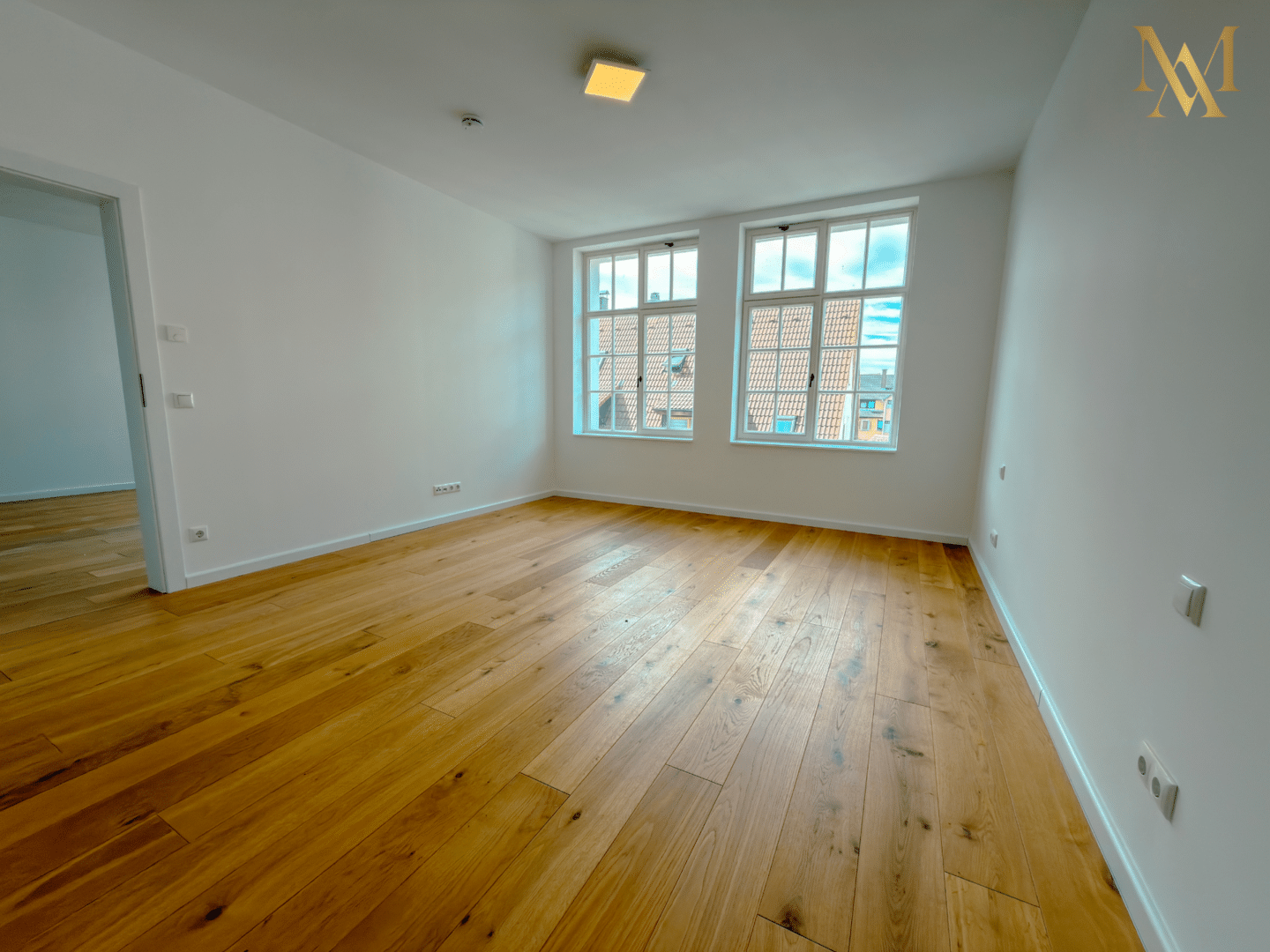 Das große und helle Schlafzimmer